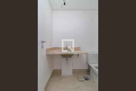 Apartamento à venda com 157m², 3 quartos e 2 vagas Apartamento à venda com 157m², 3 quartos e 2 vagasSuíte 2 - Banheiro