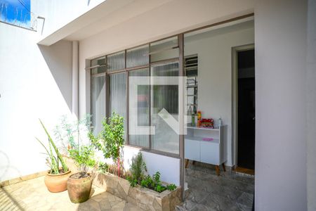 Casa à venda com 140m², 3 quartos e 1 vaga Casa à venda com 140m², 3 quartos e 1 vagaHall de Entrada