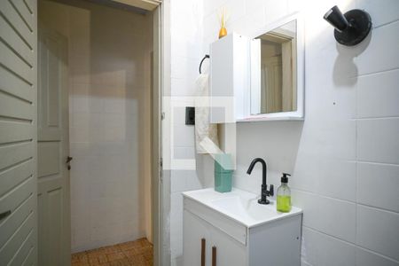 Casa à venda com 140m², 3 quartos e 1 vaga Casa à venda com 140m², 3 quartos e 1 vagaBanheiro