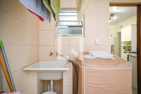Casa à venda com 140m², 3 quartos e 1 vaga Casa à venda com 140m², 3 quartos e 1 vagaÁrea de Serviço