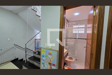 Casa para alugar com 150m², 4 quartos e 2 vagas Casa para alugar com 150m², 4 quartos e 2 vagasCorredor