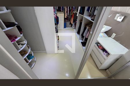 Casa para alugar com 150m², 4 quartos e 2 vagas Casa para alugar com 150m², 4 quartos e 2 vagasCloset da suíte 1