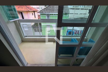 Casa para alugar com 150m², 4 quartos e 2 vagas Casa para alugar com 150m², 4 quartos e 2 vagasVaranda