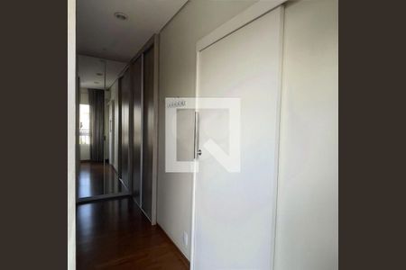 Apartamento à venda com 246m², 3 quartos e 3 vagas