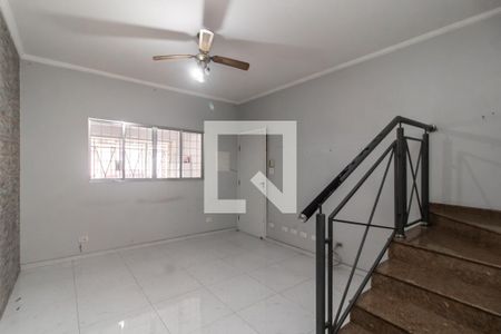 Sala de casa para alugar com 3 quartos, 260m² em Vila Dalila, São Paulo