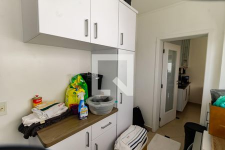 Apartamento à venda com 147m², 3 quartos e 3 vagas Apartamento à venda com 147m², 3 quartos e 3 vagasÁrea de Serviço
