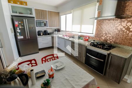 Apartamento à venda com 147m², 3 quartos e 3 vagas Apartamento à venda com 147m², 3 quartos e 3 vagasCozinha