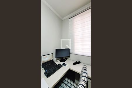 Apartamento à venda com 79m², 3 quartos e 1 vaga Apartamento à venda com 79m², 3 quartos e 1 vagaQuarto 2