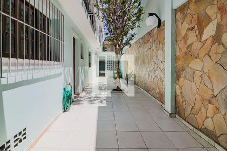 Casa à venda com 282m², 4 quartos e 2 vagasQuintal