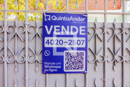 Casa à venda com 282m², 4 quartos e 2 vagasPlaquinha