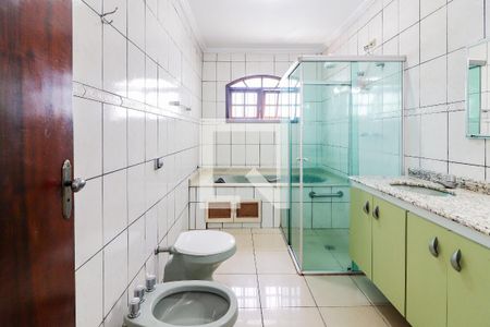 Casa à venda com 282m², 4 quartos e 2 vagasBanheiro Quarto 2 - Suite 1