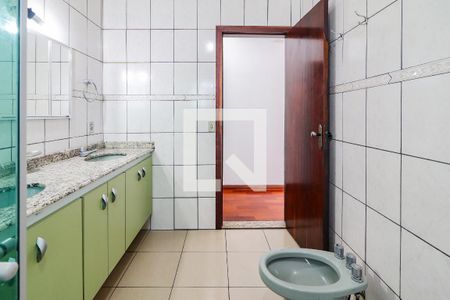 Casa à venda com 282m², 4 quartos e 2 vagasBanheiro Quarto 2 - Suite 1