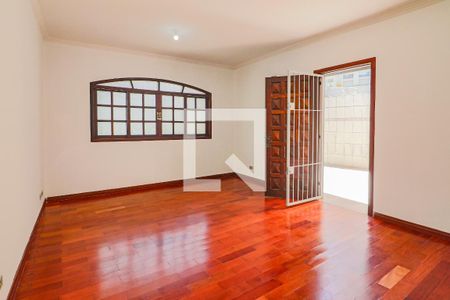 Casa à venda com 282m², 4 quartos e 2 vagasQuarto 4 / Salão