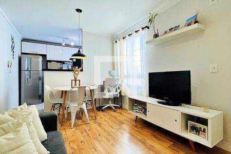 Sala de apartamento para alugar com 2 quartos, 42m² em Jardim Ansalca, Guarulhos