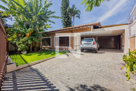 Casa à venda com 450m², 3 quartos e 6 vagasGaragem