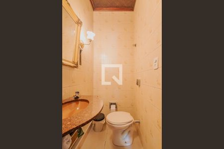 Casa à venda com 450m², 3 quartos e 6 vagasLavabo