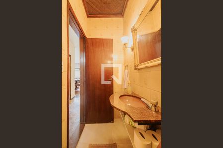 Casa à venda com 450m², 3 quartos e 6 vagasLavabo