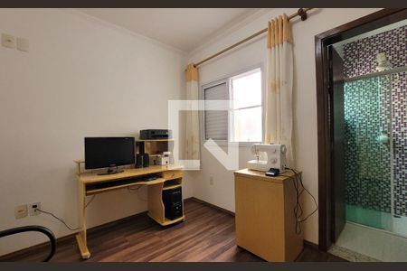 Casa à venda com 159m², 3 quartos e 3 vagasSuíte 2