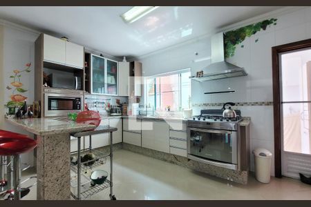 Casa à venda com 159m², 3 quartos e 3 vagasCozinha