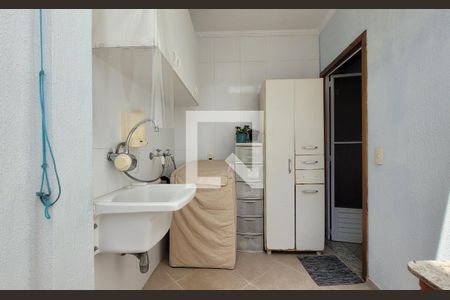 Casa à venda com 159m², 3 quartos e 3 vagasArea de serviço