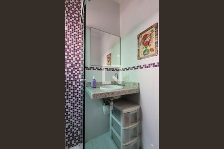 Casa à venda com 159m², 3 quartos e 3 vagasBanheiro da suíte 2