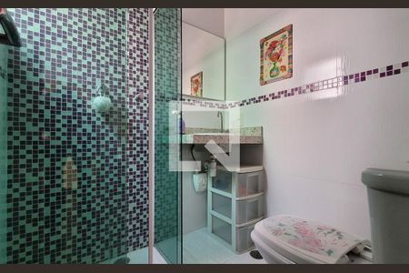 Casa à venda com 159m², 3 quartos e 3 vagasBanheiro da suíte 2