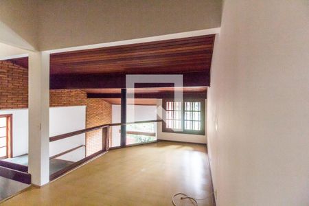 Casa de condomínio à venda com 445m², 3 quartos e 4 vagasSala de TV