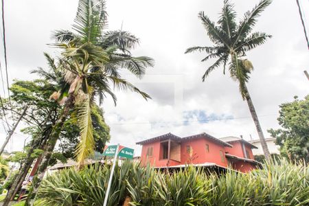 Casa de condomínio à venda com 445m², 3 quartos e 4 vagasVista da Rua