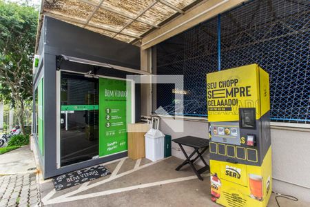 Casa de condomínio à venda com 445m², 3 quartos e 4 vagasMercado