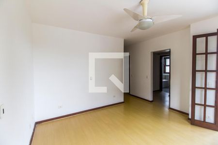 Casa de condomínio à venda com 445m², 3 quartos e 4 vagasSuíte master