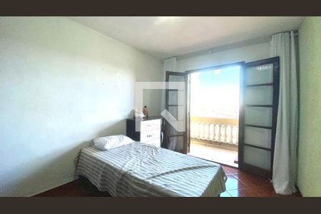 Casa à venda com 190m², 3 quartos e 6 vagas Casa à venda com 190m², 3 quartos e 6 vagasQuarto 2