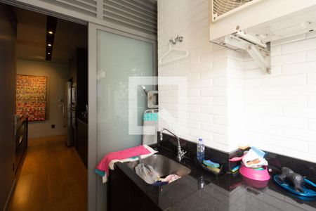 Apartamento à venda com 84m², 2 quartos e 1 vagaÁrea de Serviço