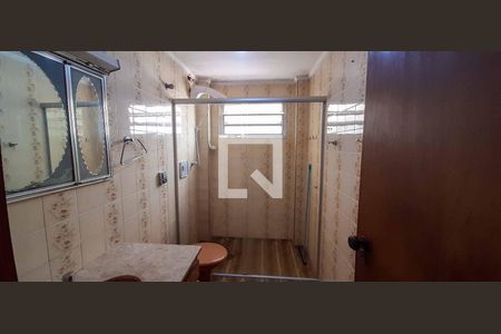 Apartamento à venda com 79m², 2 quartos e 1 vaga Apartamento à venda com 79m², 2 quartos e 1 vagaBanheiro