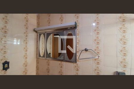 Apartamento à venda com 79m², 2 quartos e 1 vaga Apartamento à venda com 79m², 2 quartos e 1 vagaBanheiro