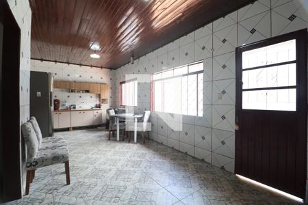 Casa à venda com 100m², 2 quartos e 1 vagaCozinha - Armários