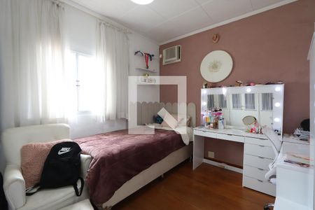 Casa à venda com 350m², 4 quartos e 2 vagasQuarto 3