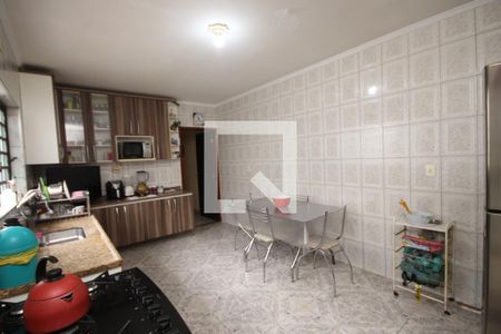 Casa à venda com 160m², 3 quartos e 2 vagasCozinha