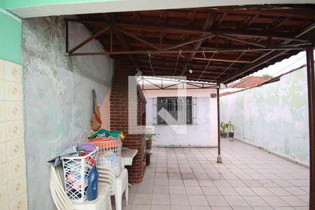 Casa à venda com 160m², 3 quartos e 2 vagasÁrea de Serviço