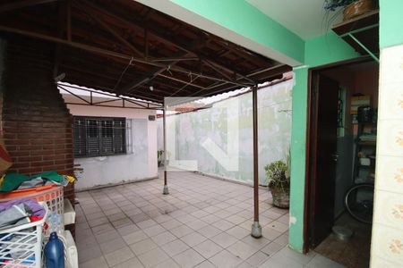 Casa à venda com 160m², 3 quartos e 2 vagasÁrea de Serviço