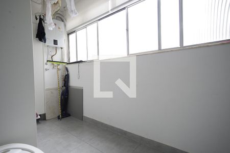 Apartamento para alugar com 135m², 2 quartos e 1 vagaÁrea de Serviço