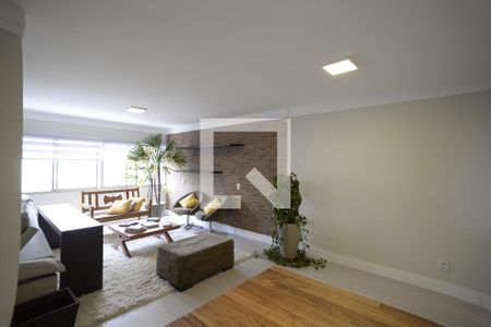 Sala de apartamento para alugar com 2 quartos, 135m² em Vila Monumento, São Paulo