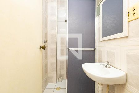 Apartamento à venda com 240m², 4 quartos e 1 vaga Apartamento à venda com 240m², 4 quartos e 1 vagaBanheiro 2