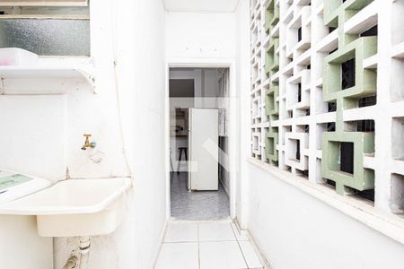 Apartamento à venda com 240m², 4 quartos e 1 vaga Apartamento à venda com 240m², 4 quartos e 1 vagaÁrea de Serviço