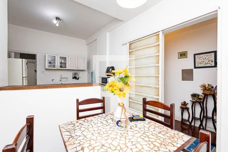 Apartamento à venda com 240m², 4 quartos e 1 vaga Apartamento à venda com 240m², 4 quartos e 1 vagaCozinha