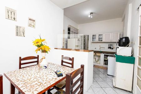 Apartamento à venda com 240m², 4 quartos e 1 vaga Apartamento à venda com 240m², 4 quartos e 1 vagaCozinha