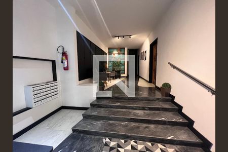 Apartamento à venda com 240m², 4 quartos e 1 vaga Apartamento à venda com 240m², 4 quartos e 1 vagaHall de entrada