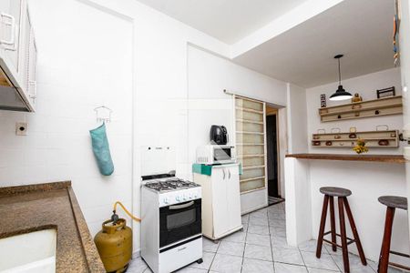 Apartamento à venda com 240m², 4 quartos e 1 vaga Apartamento à venda com 240m², 4 quartos e 1 vagaCozinha