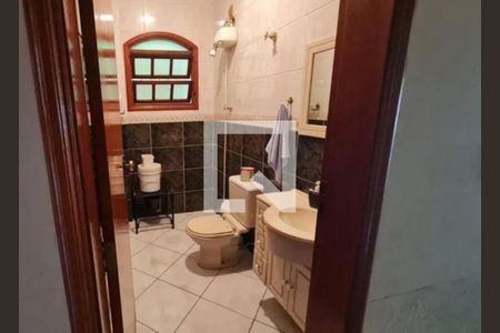 Casa à venda com 300m², 3 quartos e 4 vagas Casa à venda com 300m², 3 quartos e 4 vagasFoto 10