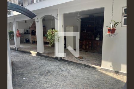 Casa à venda com 454m², 4 quartos e 3 vagas Casa à venda com 454m², 4 quartos e 3 vagasFoto 07