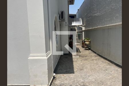 Casa à venda com 454m², 4 quartos e 3 vagas Casa à venda com 454m², 4 quartos e 3 vagasFoto 19